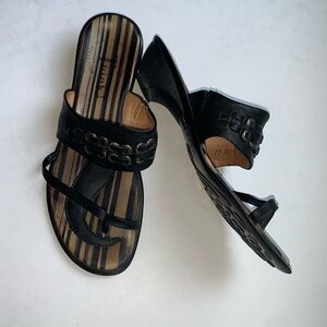 Think! Slip on Sandal With Toe Thong